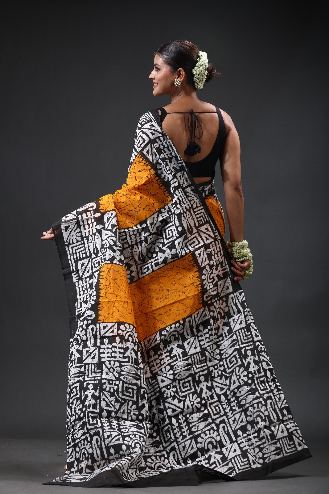 Pure Cotton Mulmul Saree Batik Design Printed Cotton Mulmul Saree