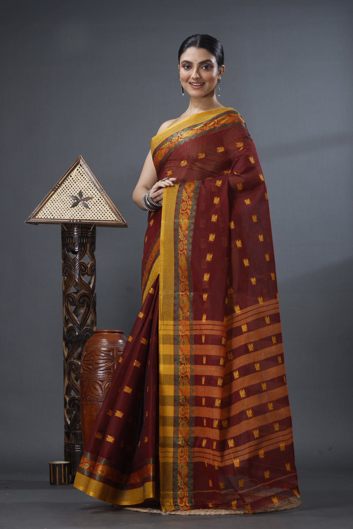 Pure Cotton Tant Saree Leaf Buti Design Woven Tant Saree