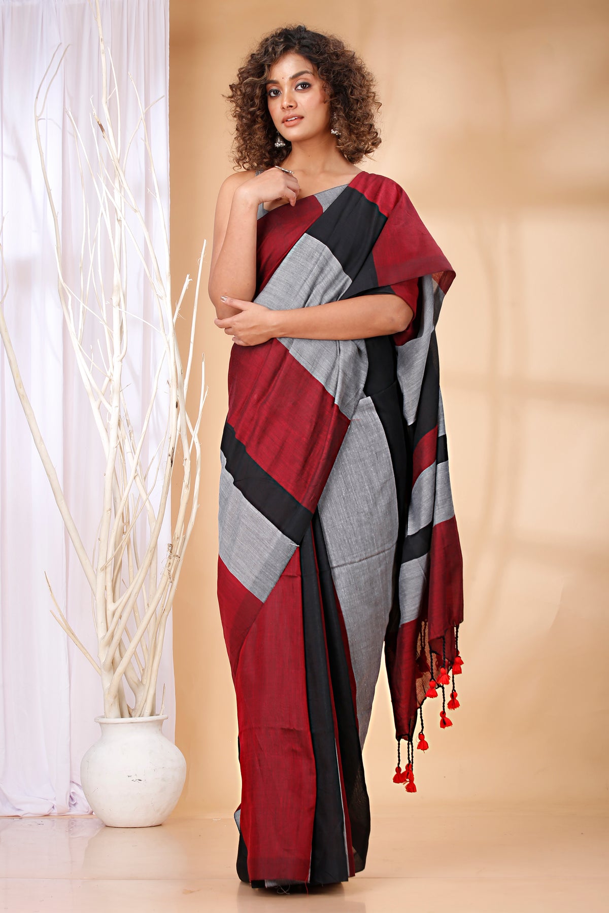 Cotton Handloom Saree Striped, Color Block Handloom Cotton Blend Saree