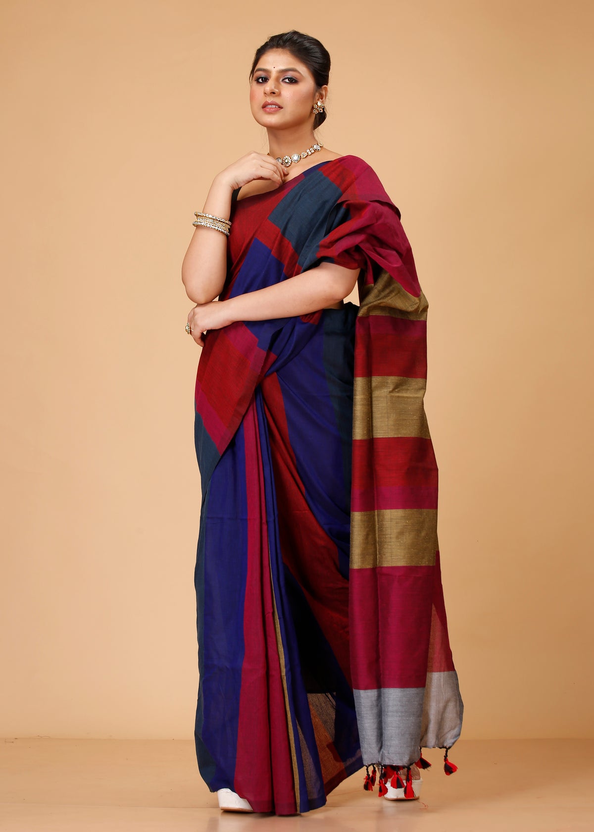 Cotton Handloom Saree Striped, Color Block Handloom Cotton Blend Saree